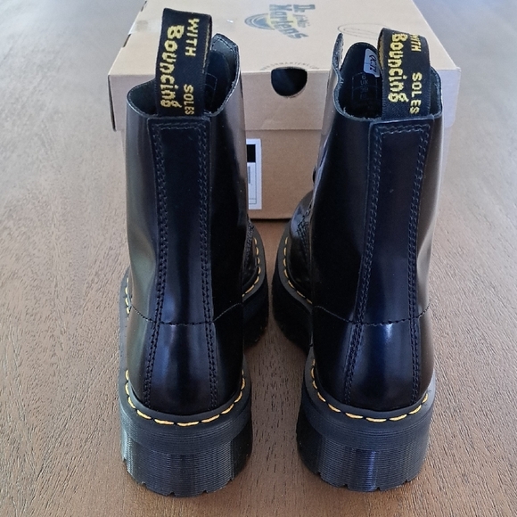 Dr. Martens Molly Women's Leather Platform Boots - Color: Black - Size: 8 - Picture 5 of 9